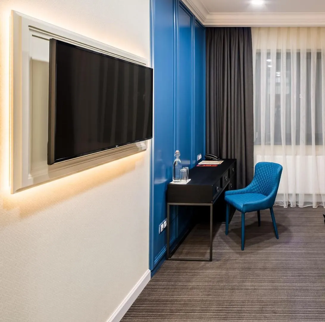 Hotel Rafael Готель Рафаель Zubra