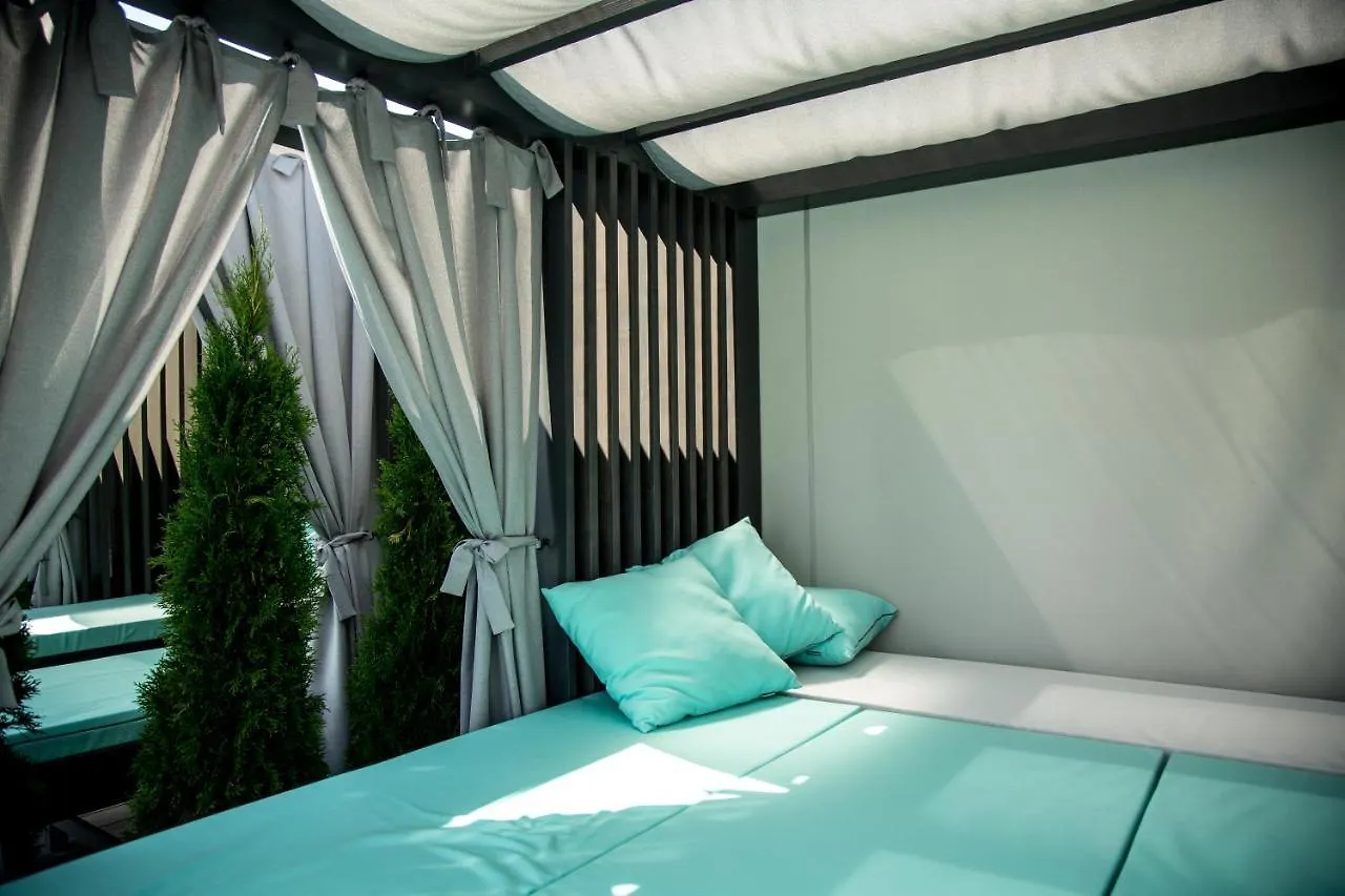 Hotel Rafael Готель Рафаель Zubra