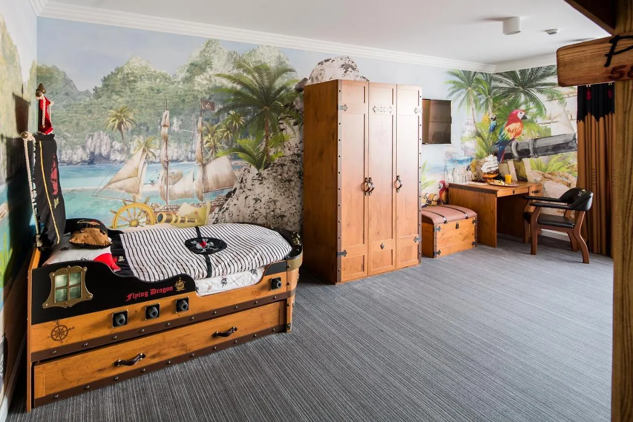 Hotel Rafael Готель Рафаель Zubra